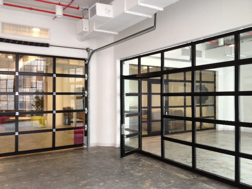 Contemporary Aluminum & Clear Tempered Glass Garage Door