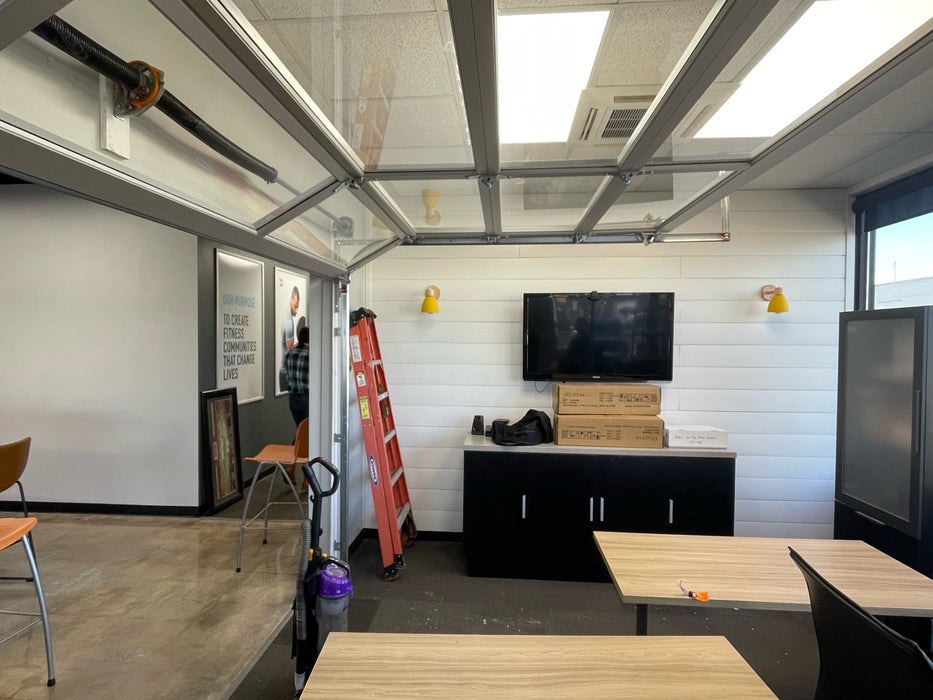 Contemporary Aluminum & Clear Tempered Glass Garage Door