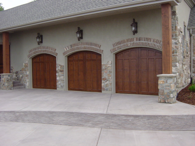 Savannah - Premium Insulated Steel Garage Door with Extira Trim