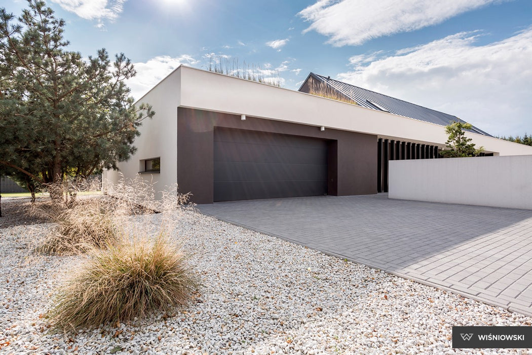 UniPro - Premium Insulated Flush Panel Smooth Modern Design Steel Garage Door