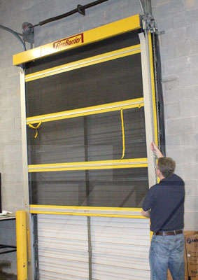 Vinyl Roll Up Door Using Chain Hoist
